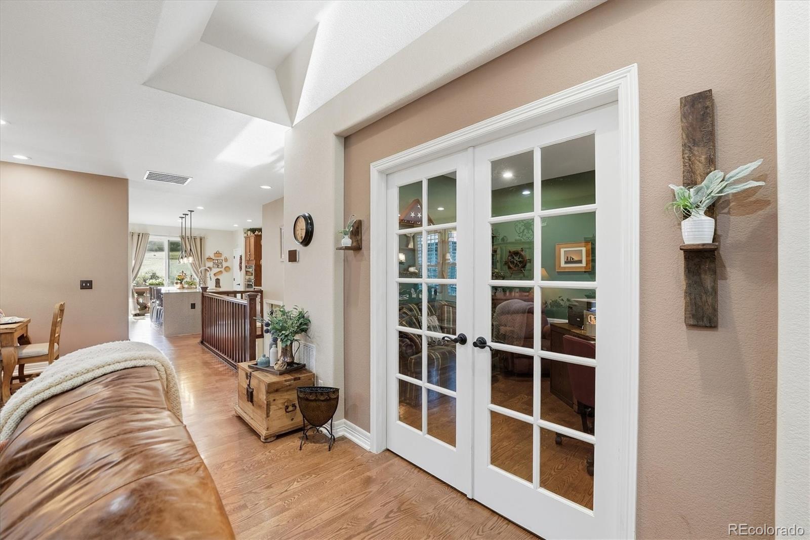 MLS Image #5 for 790  joseph circle,golden, Colorado
