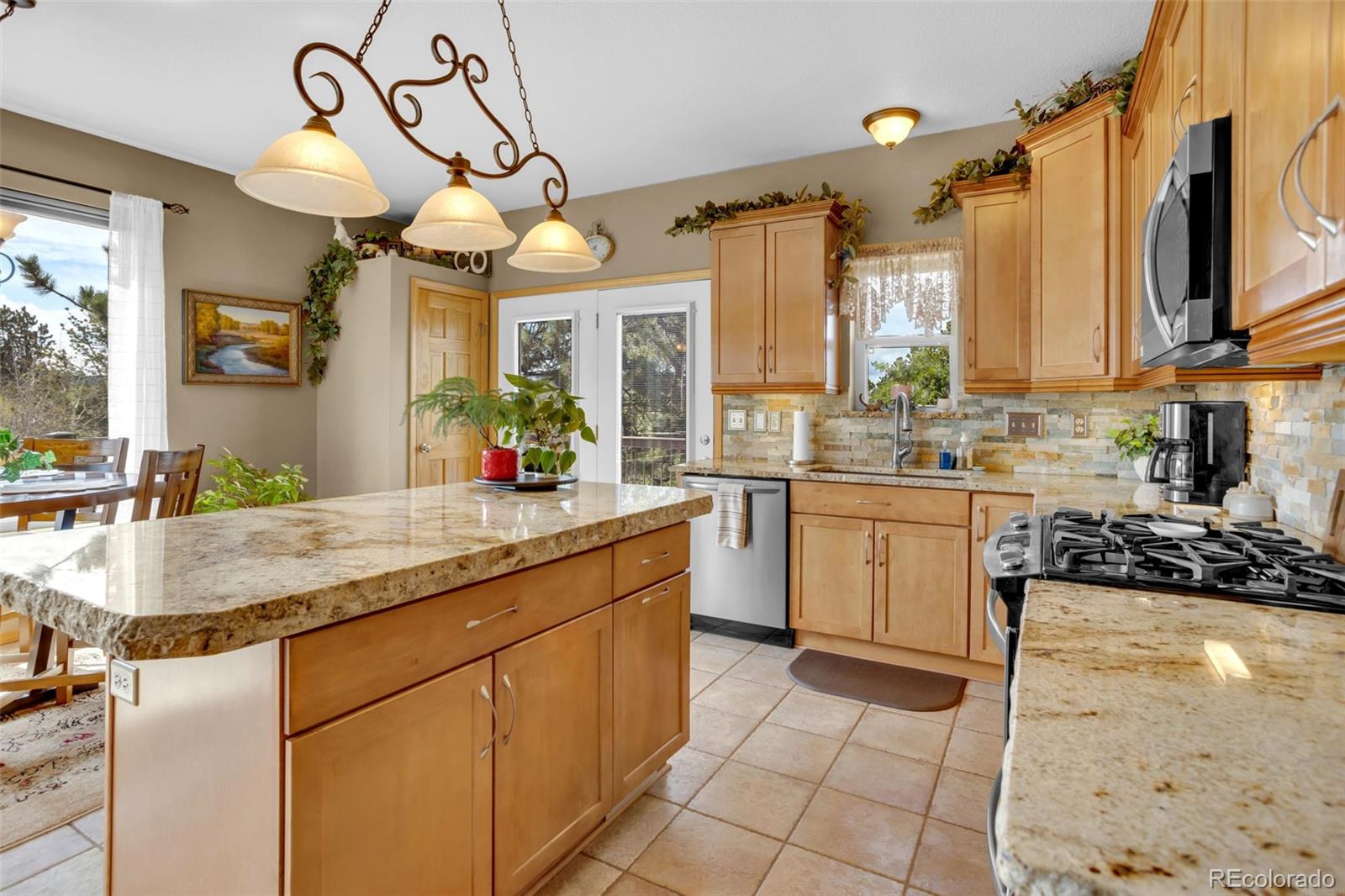 MLS Image #11 for 38  kingston drive,florissant, Colorado
