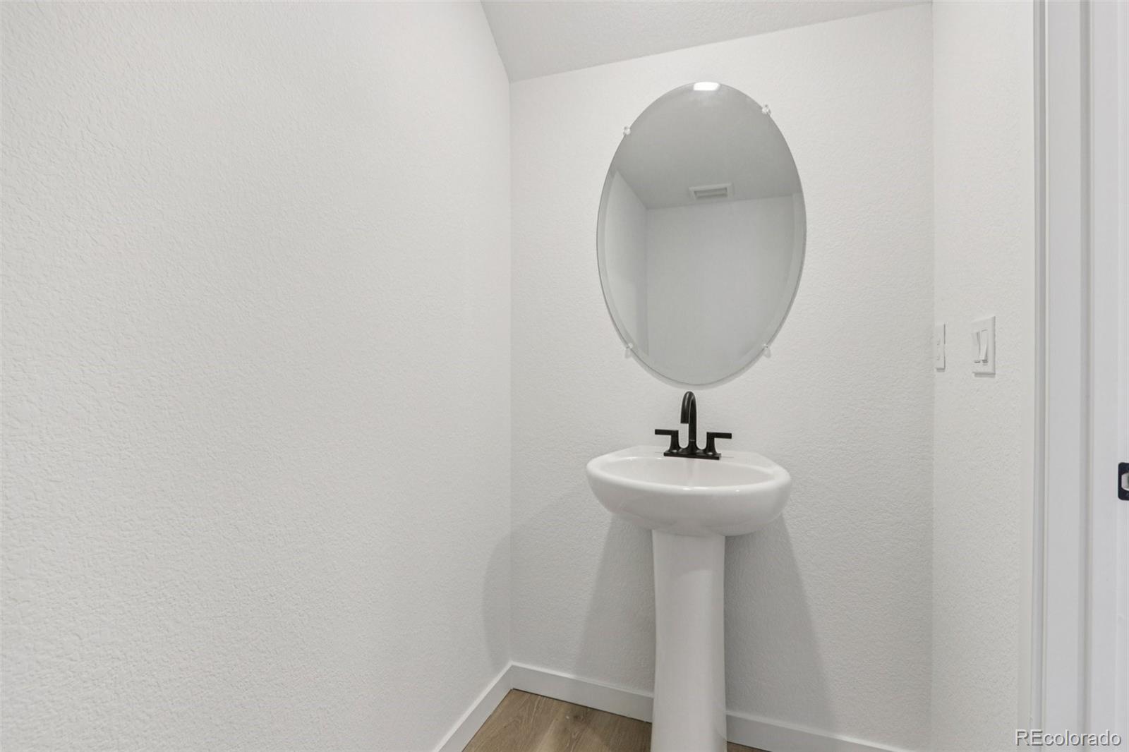 MLS Image #10 for 15339 w 68th loop ,arvada, Colorado