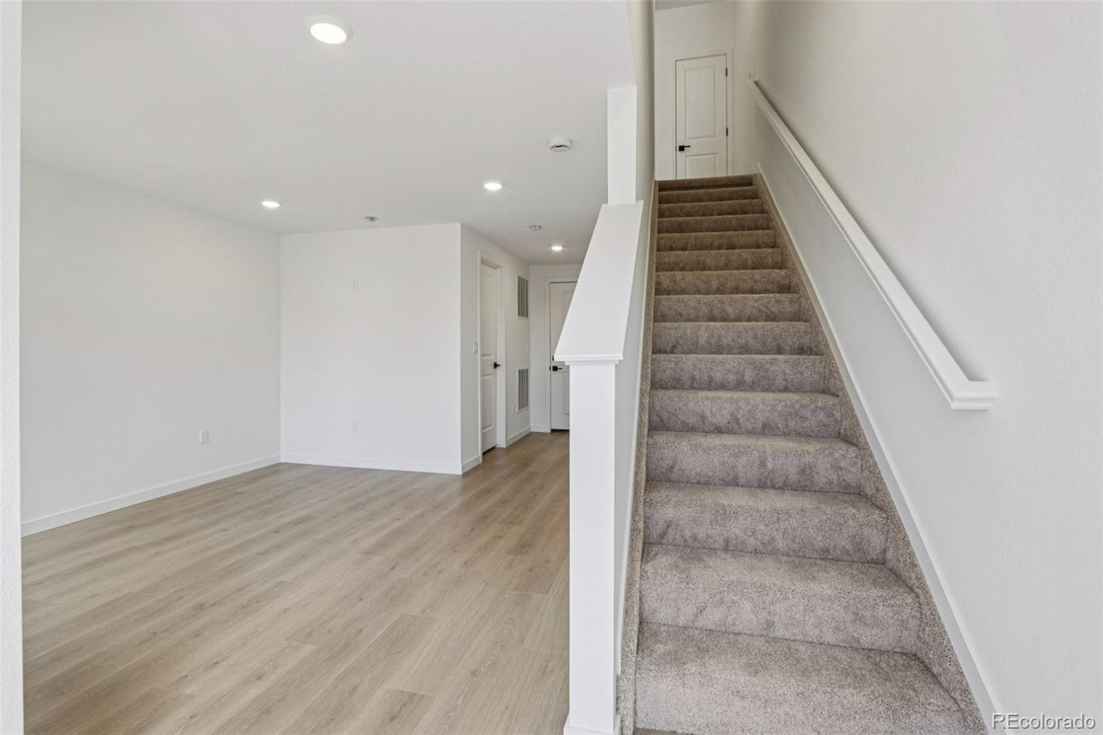 MLS Image #11 for 15339 w 68th loop ,arvada, Colorado