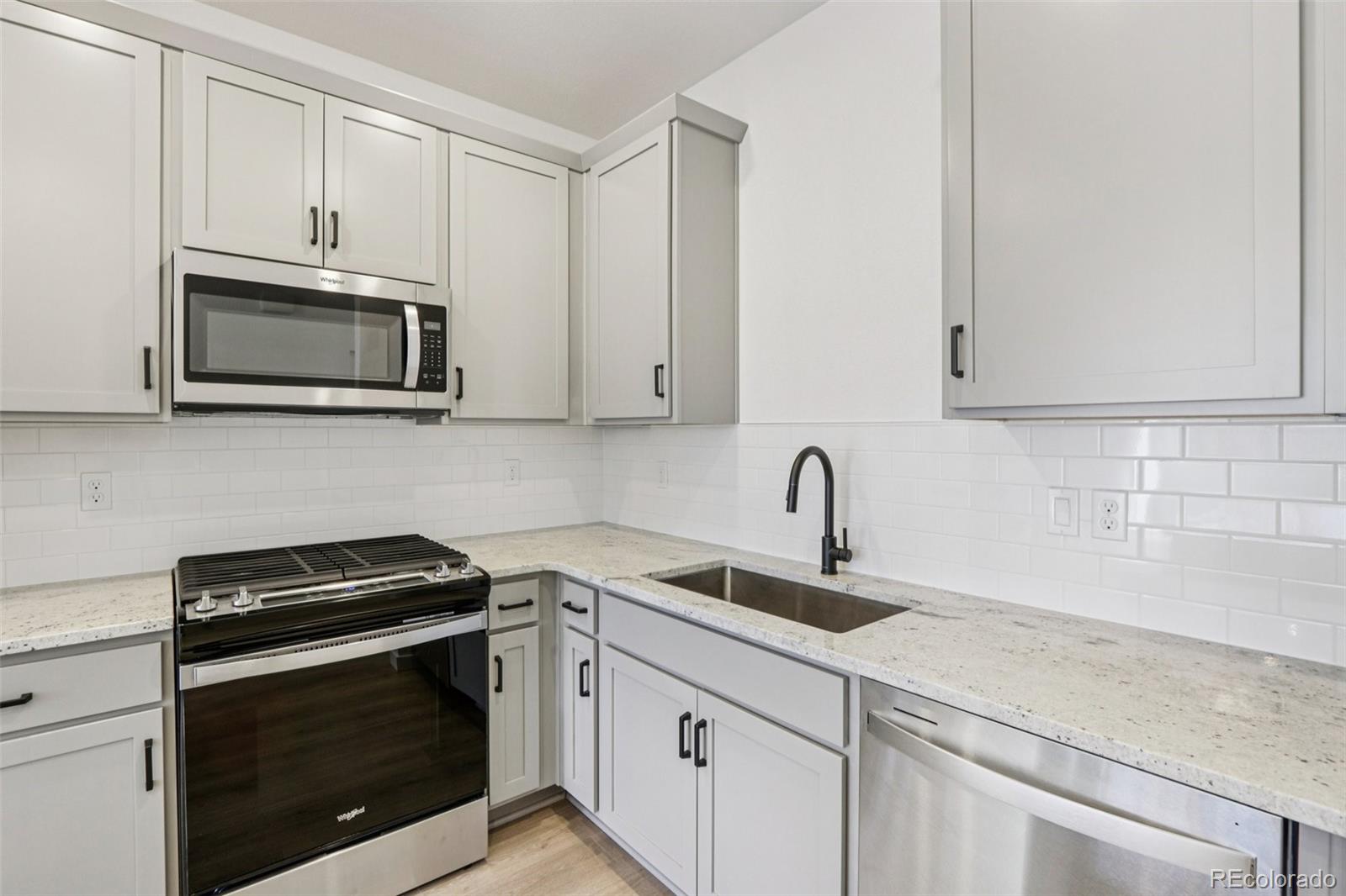 MLS Image #16 for 15339 w 68th loop ,arvada, Colorado