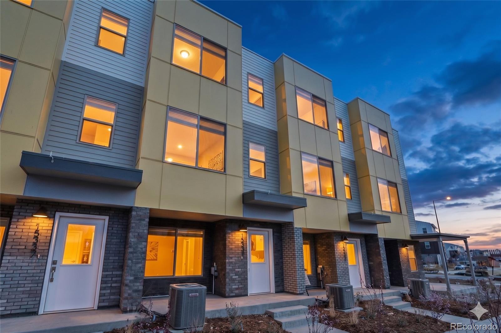 MLS Image #3 for 15339 w 68th loop ,arvada, Colorado
