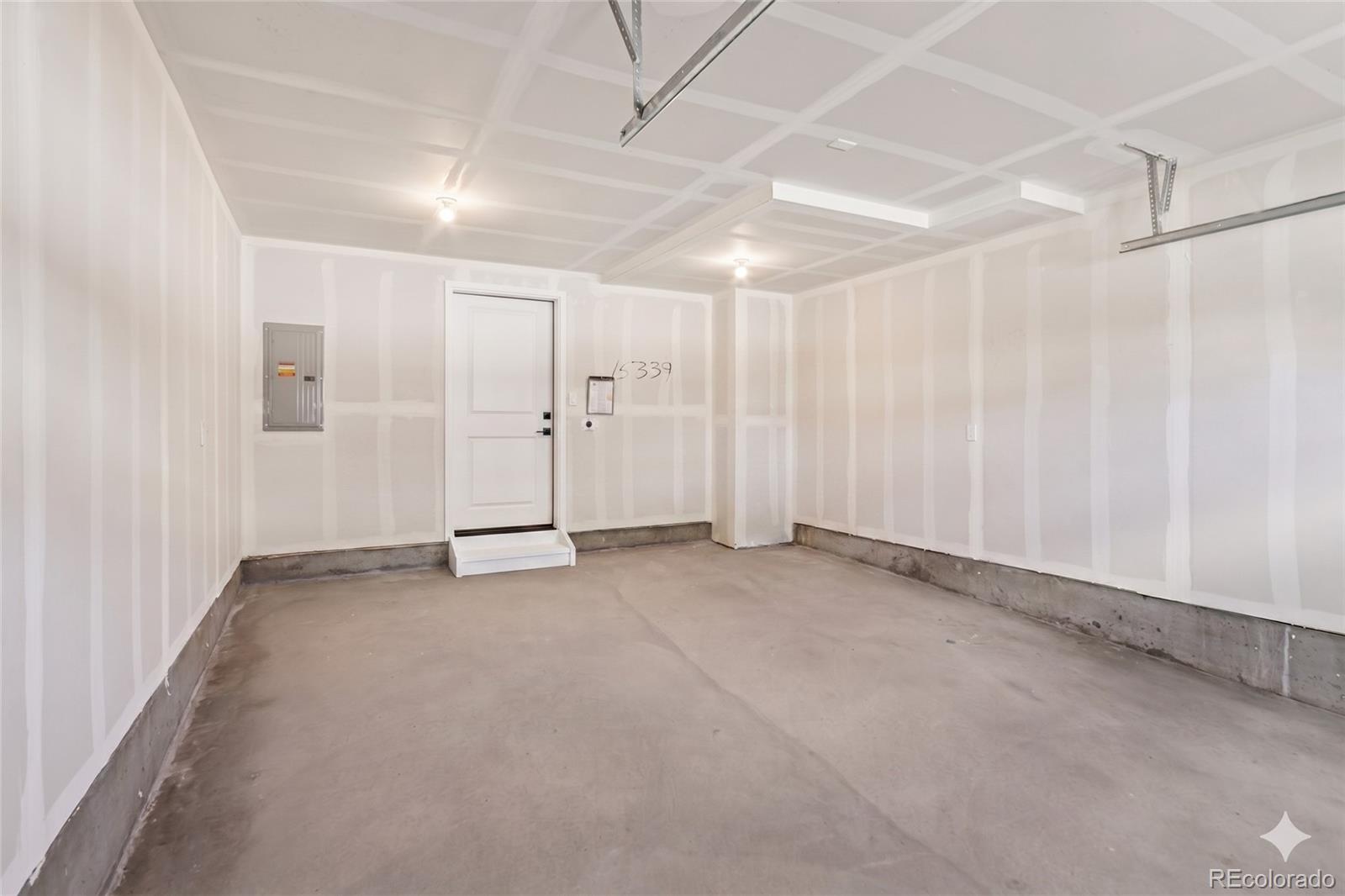 MLS Image #39 for 15339 w 68th loop ,arvada, Colorado