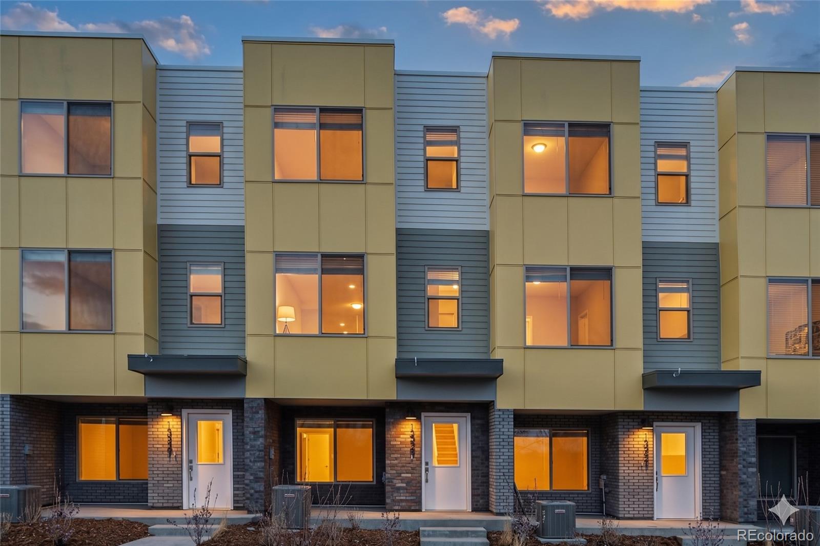 MLS Image #4 for 15339 w 68th loop ,arvada, Colorado
