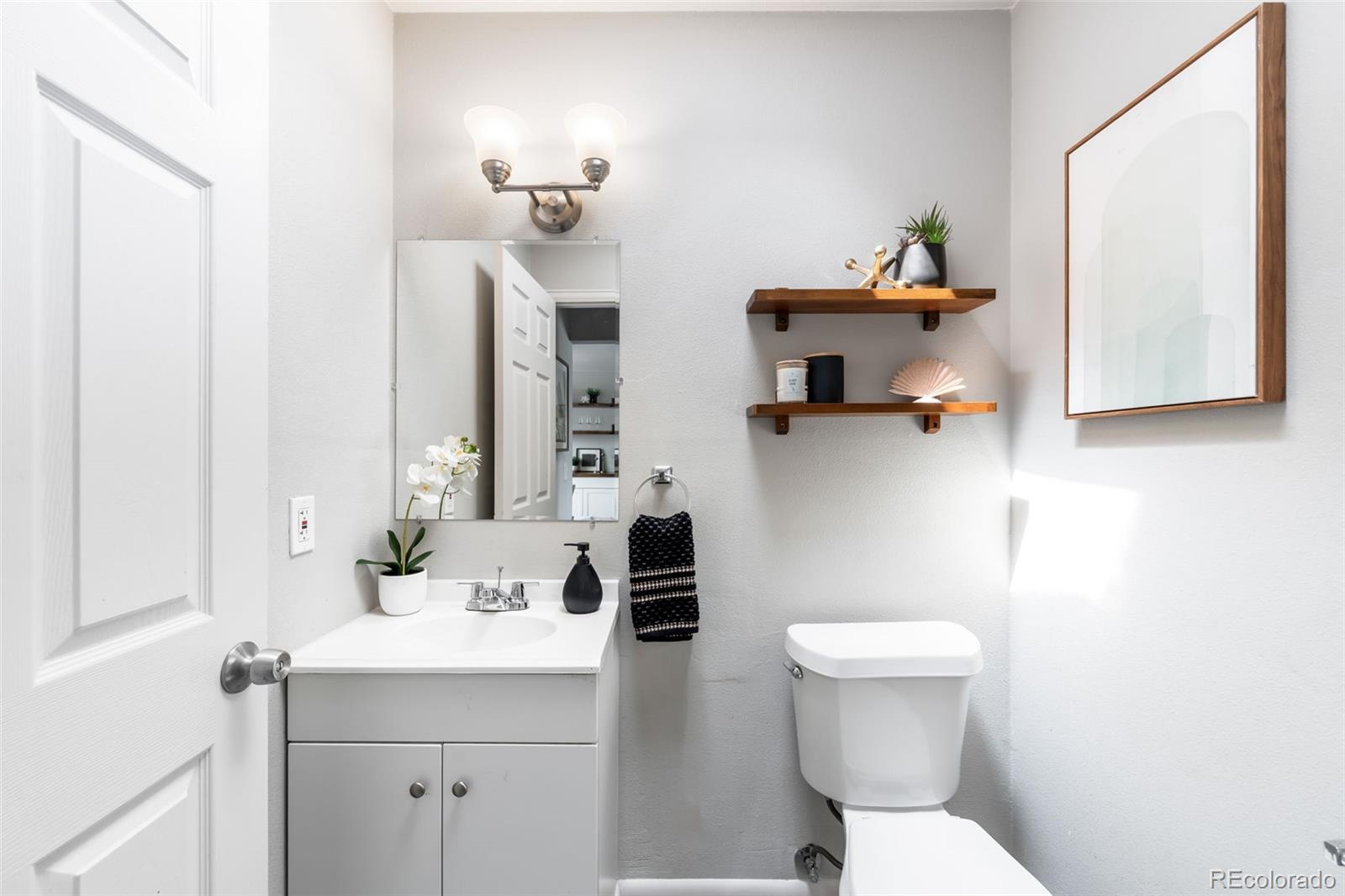 MLS Image #11 for 10040  holland court,broomfield, Colorado