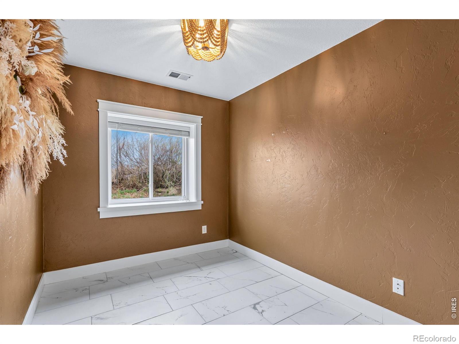 MLS Image #19 for 9139  county road 54 ,milliken, Colorado
