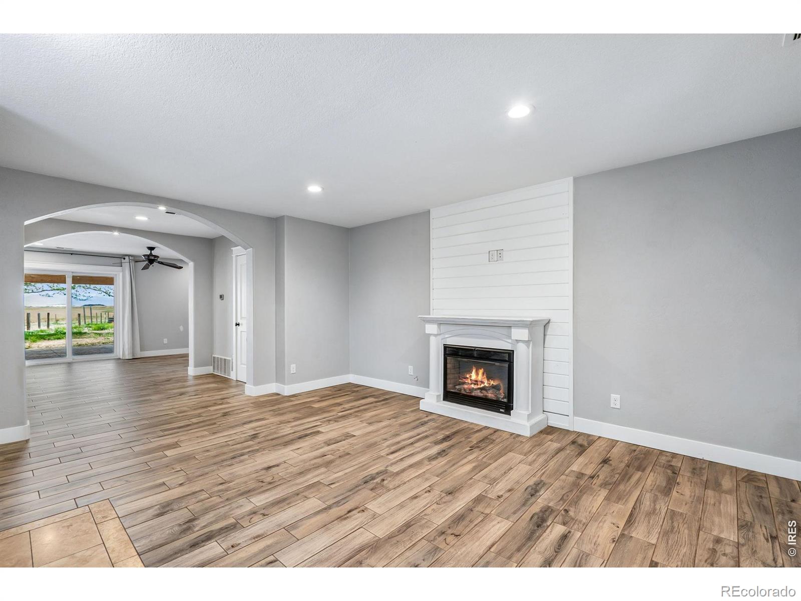 MLS Image #3 for 9139  county road 54 ,milliken, Colorado