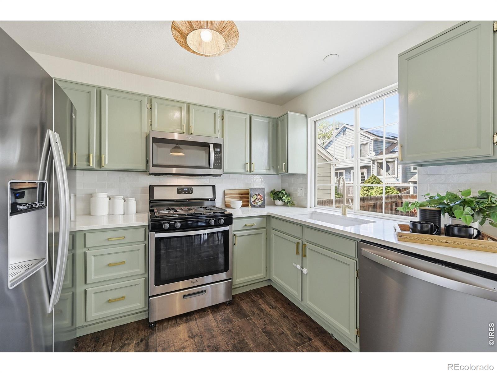 MLS Image #11 for 611 w sandbar circle,louisville, Colorado