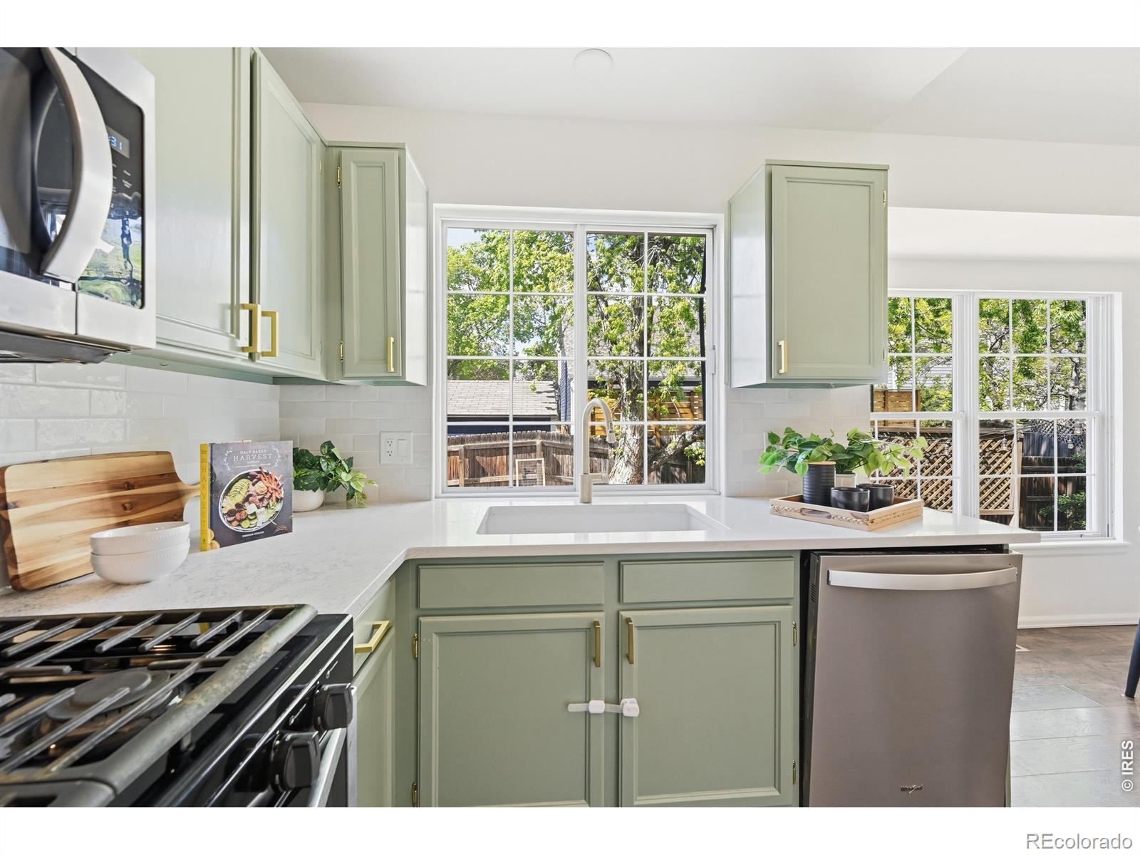 MLS Image #12 for 611 w sandbar circle,louisville, Colorado