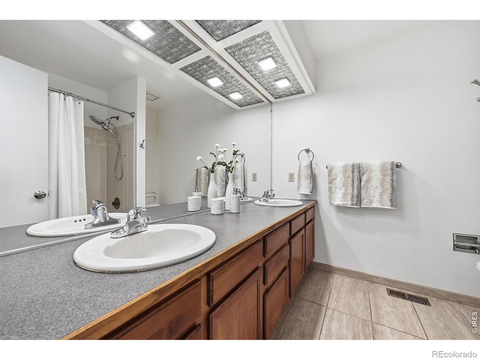 MLS Image #23 for 611 w sandbar circle,louisville, Colorado