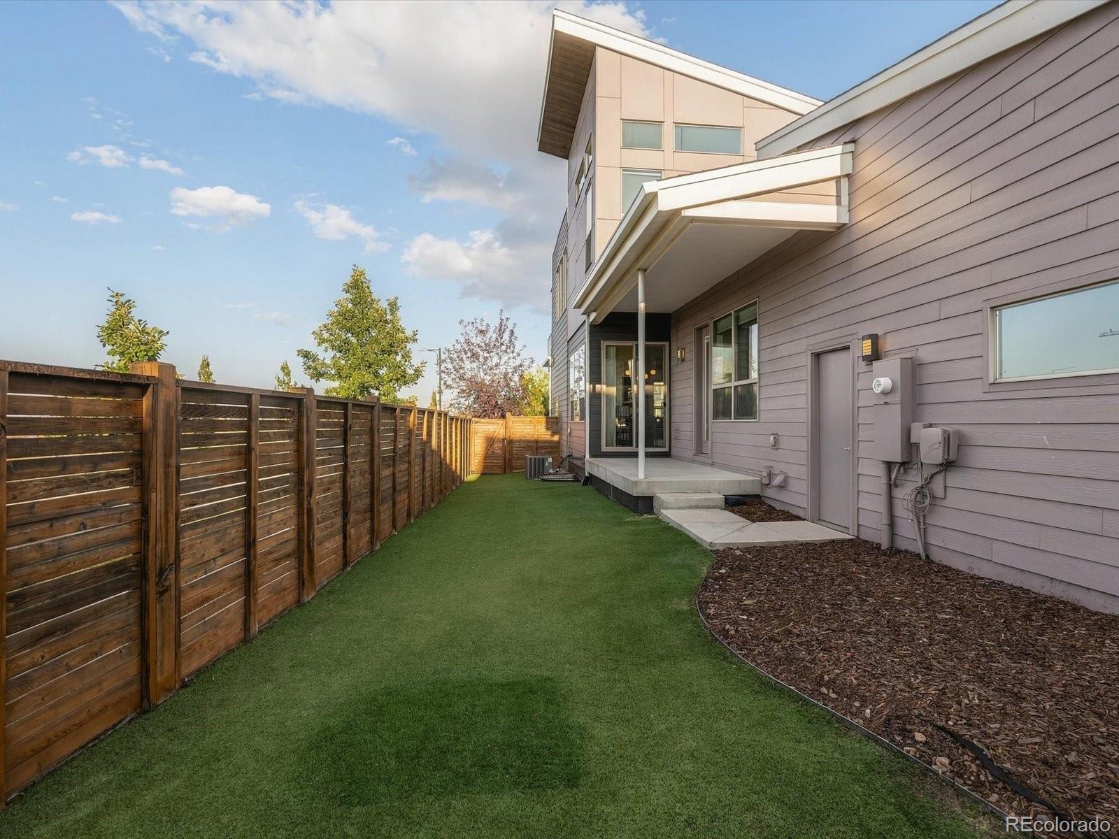 MLS Image #27 for 5547  valentia street,denver, Colorado