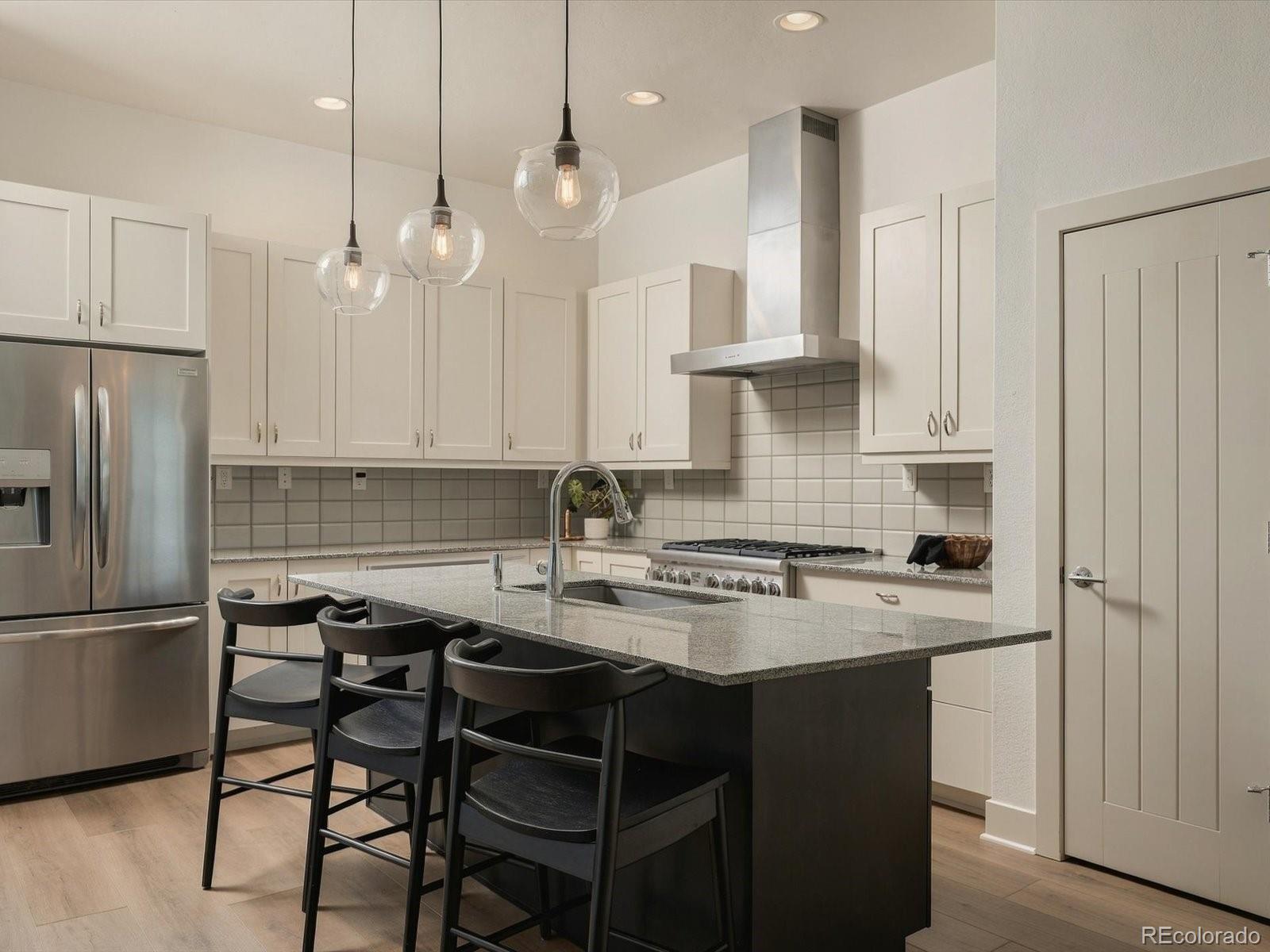 MLS Image #7 for 5547  valentia street,denver, Colorado