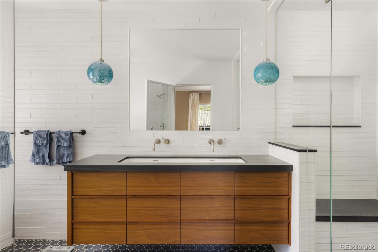 MLS Image #26 for 5700 e 17th avenue parkway,denver, Colorado
