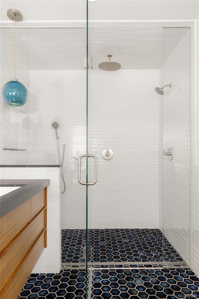 MLS Image #28 for 5700 e 17th avenue parkway,denver, Colorado