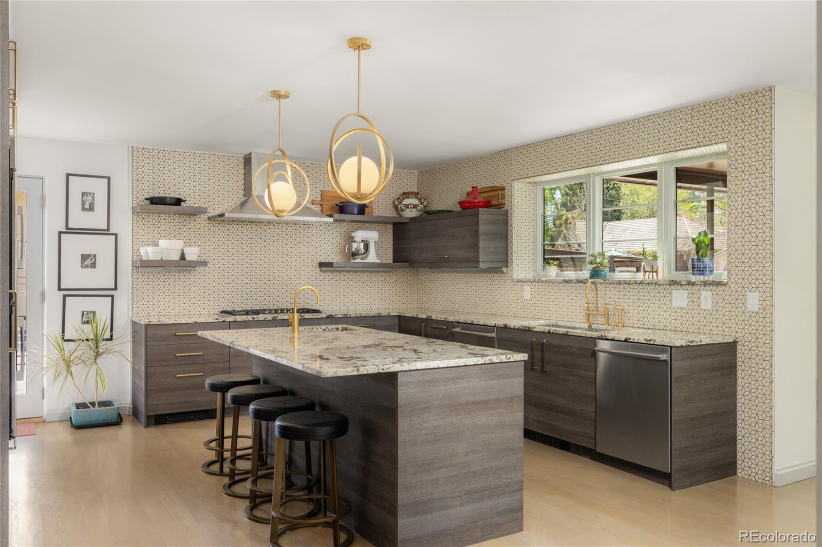 MLS Image #4 for 5700 e 17th avenue parkway,denver, Colorado