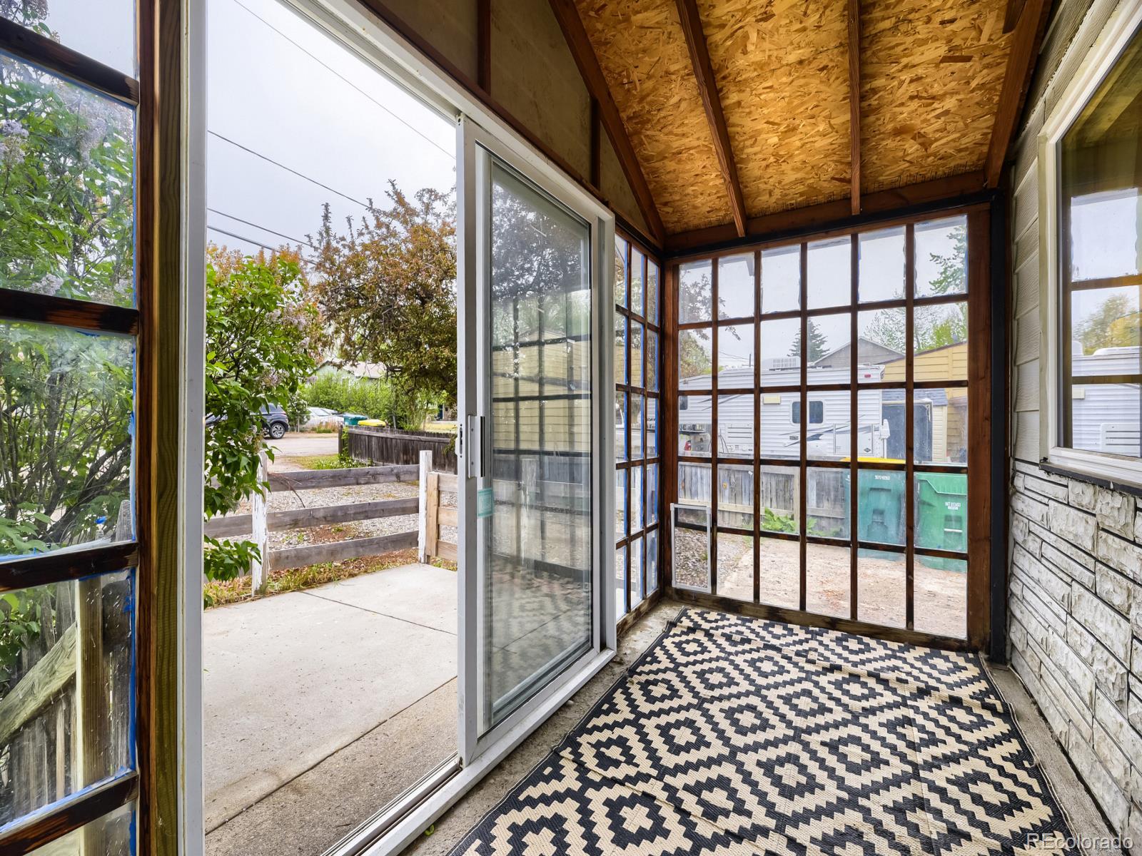 MLS Image #4 for 11916 w 13th avenue,lakewood, Colorado