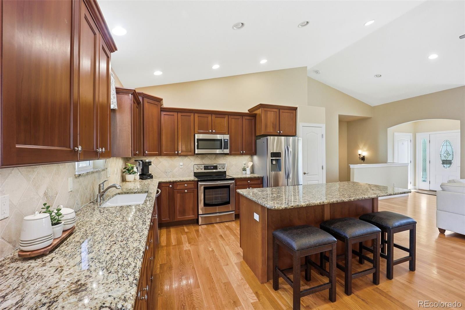 MLS Image #7 for 1175 s balsam street,lakewood, Colorado