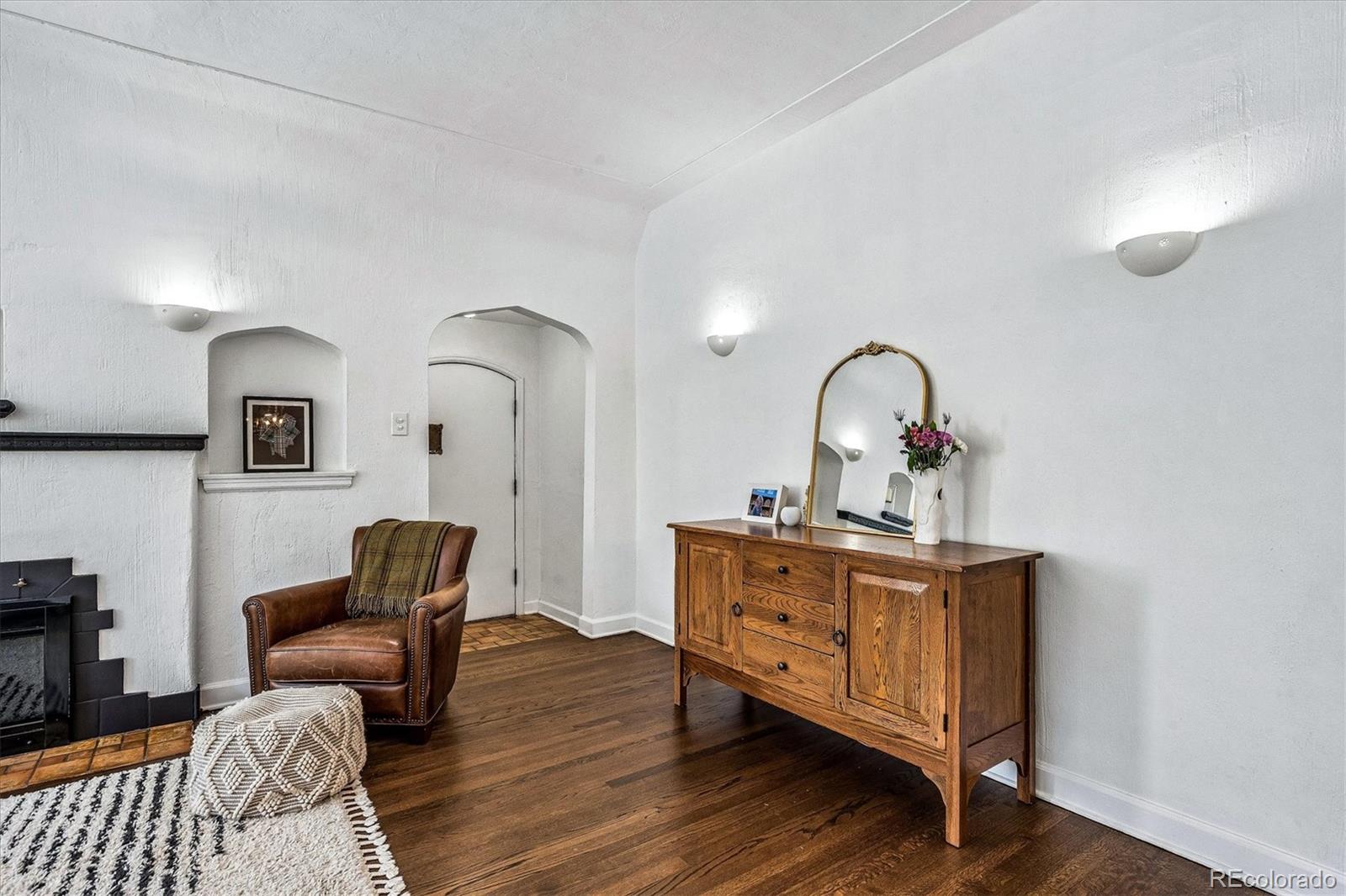 MLS Image #12 for 1585  krameria street,denver, Colorado