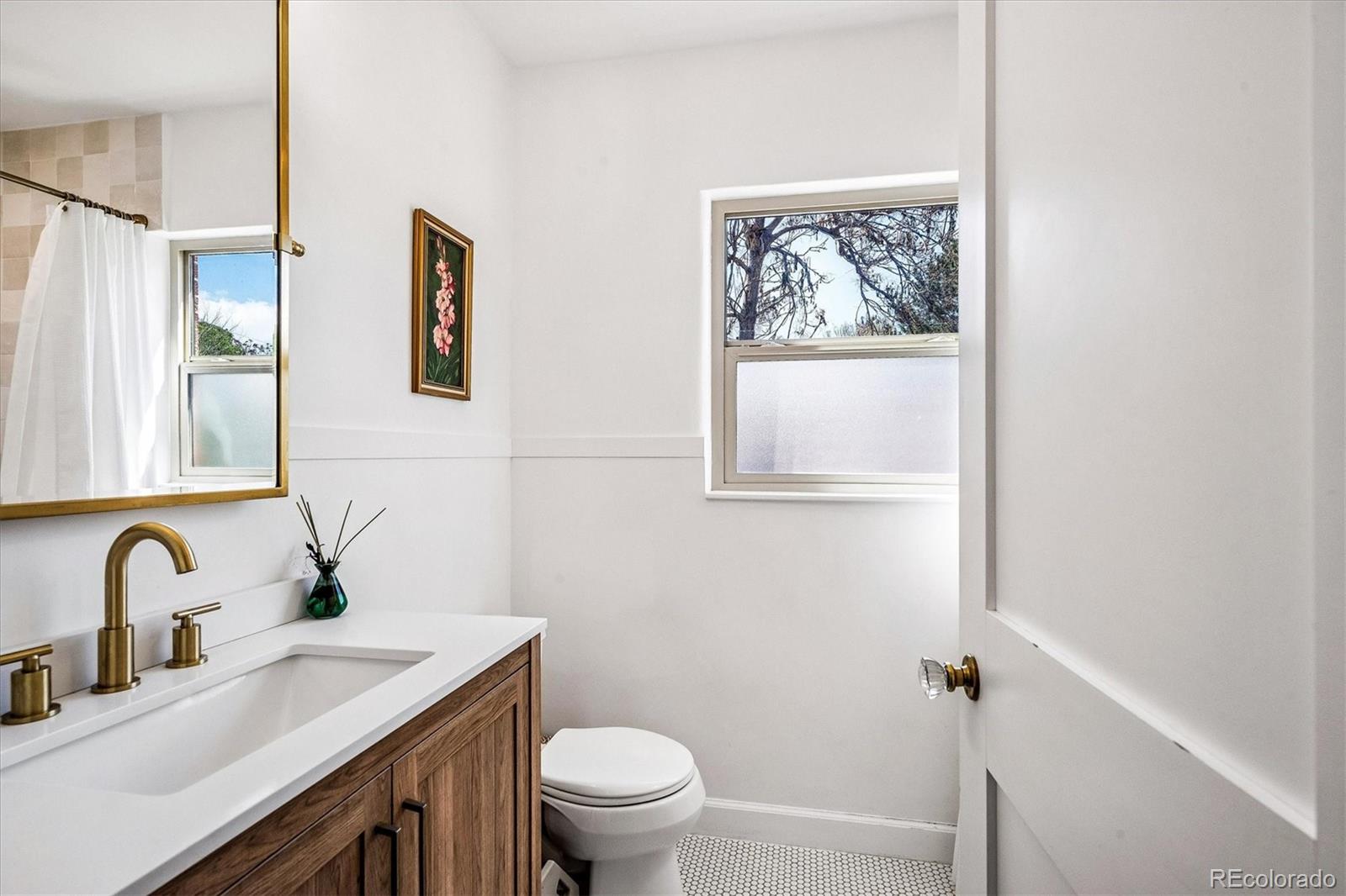 MLS Image #19 for 1585  krameria street,denver, Colorado