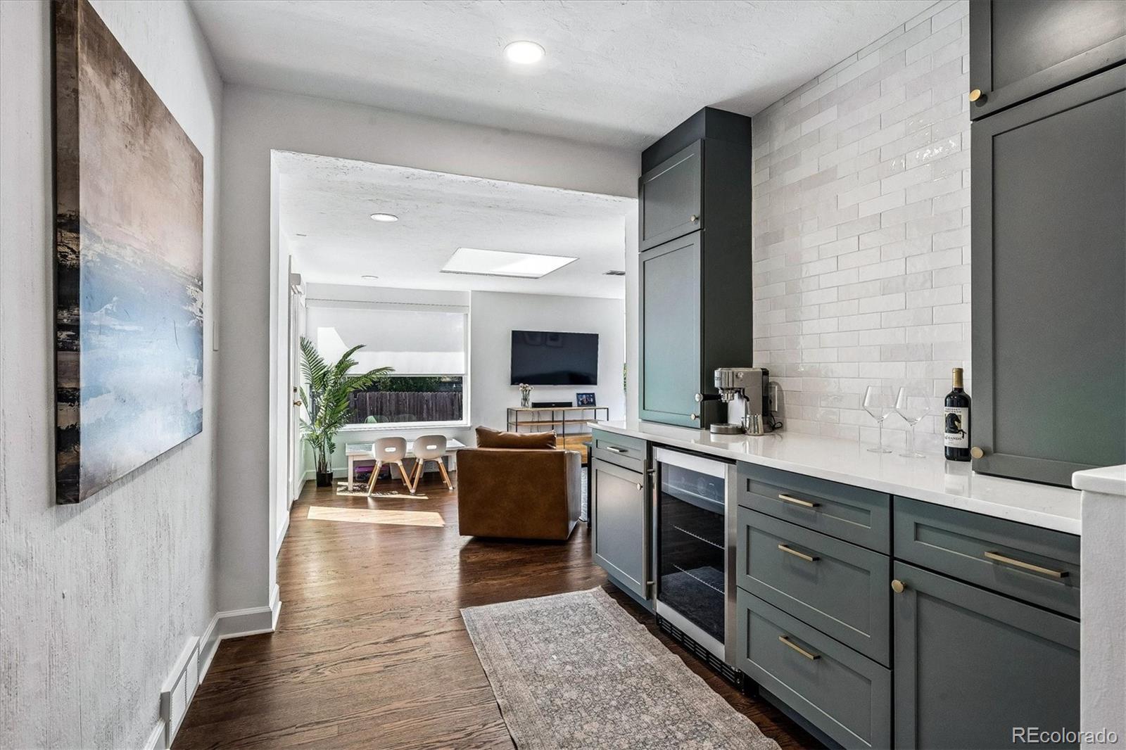MLS Image #5 for 1585  krameria street,denver, Colorado