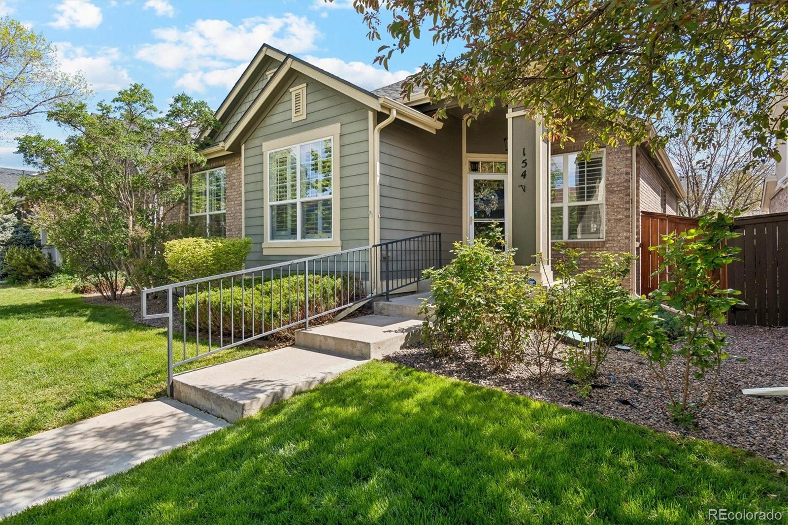 MLS Image #2 for 154  oneida court,denver, Colorado