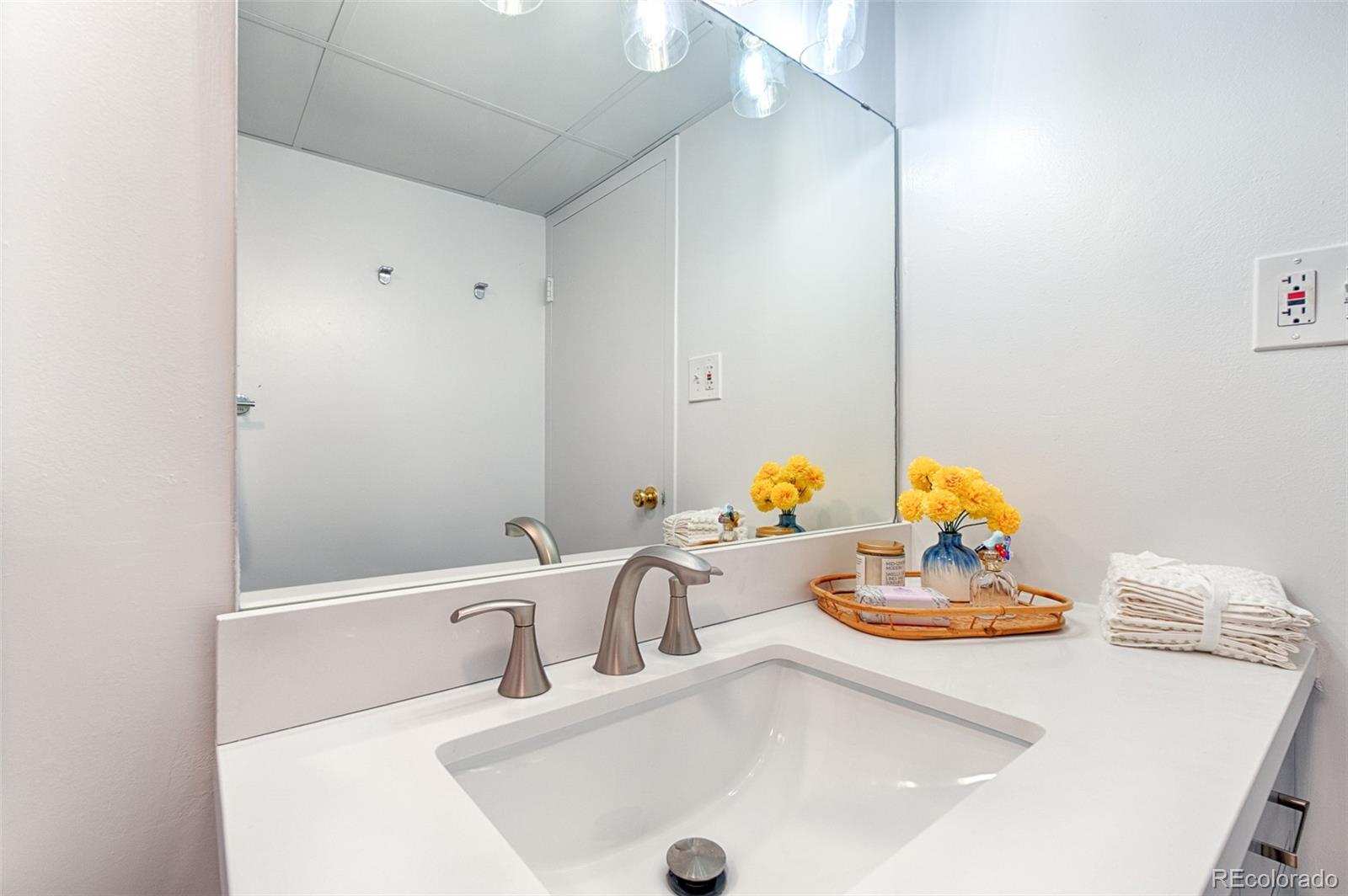 MLS Image #13 for 2225  buchtel boulevard,denver, Colorado