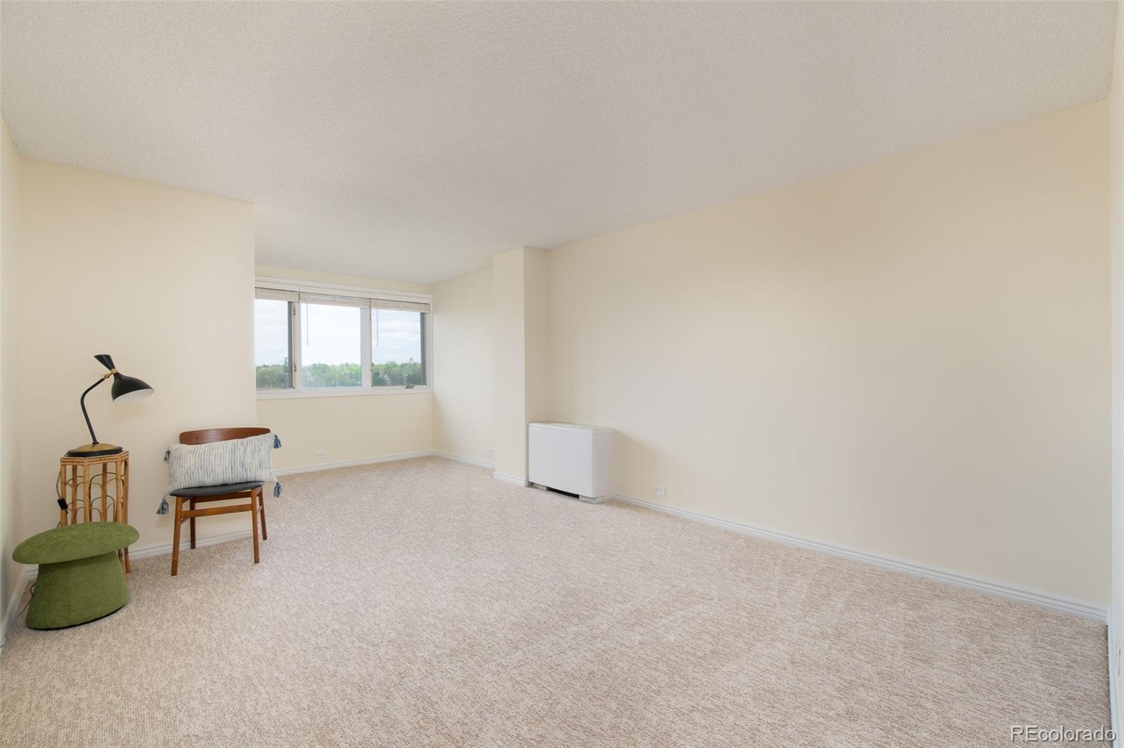 MLS Image #14 for 2225  buchtel boulevard,denver, Colorado