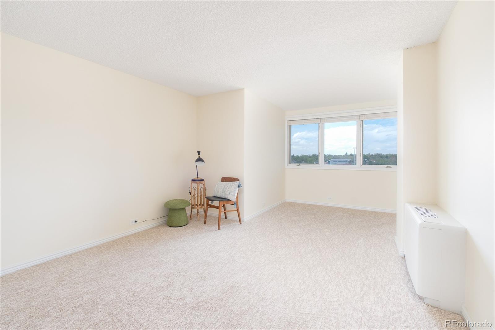 MLS Image #15 for 2225  buchtel boulevard,denver, Colorado