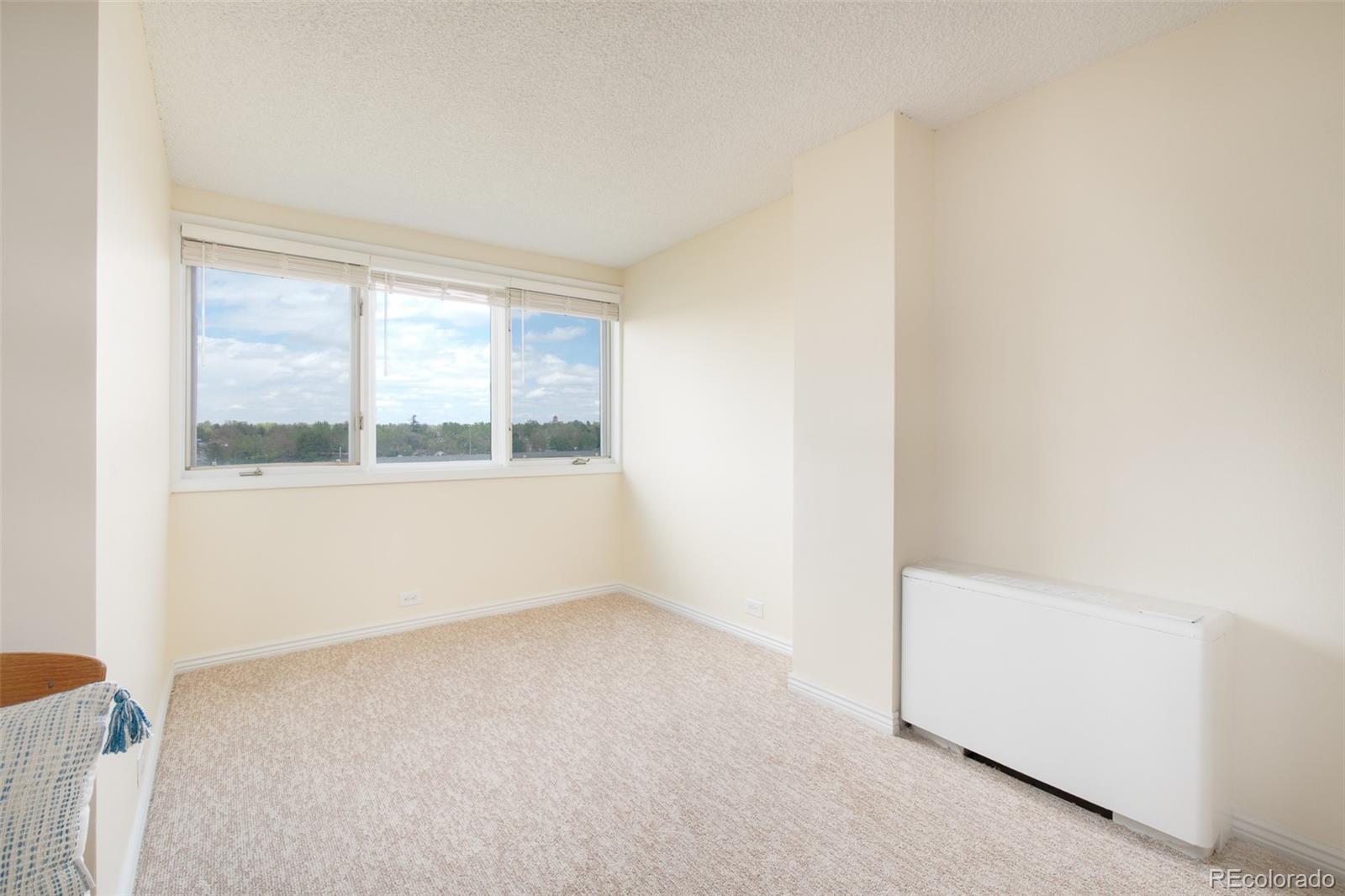 MLS Image #16 for 2225  buchtel boulevard,denver, Colorado
