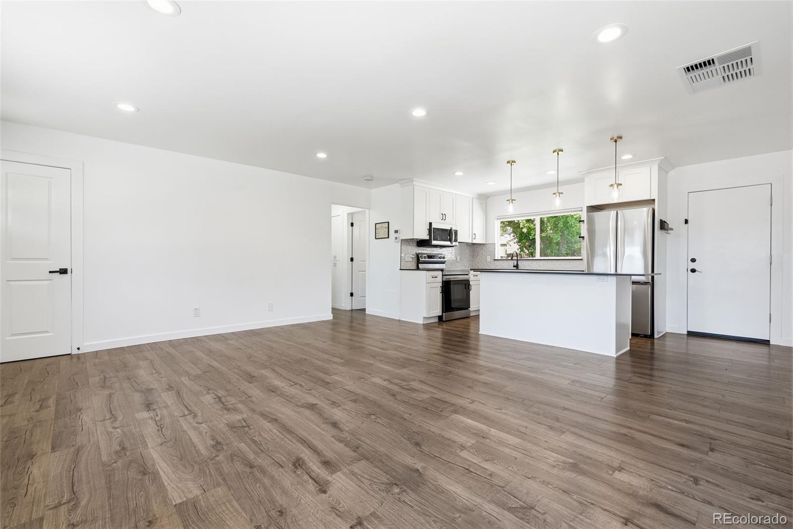 MLS Image #13 for 2815 s glencoe street,denver, Colorado