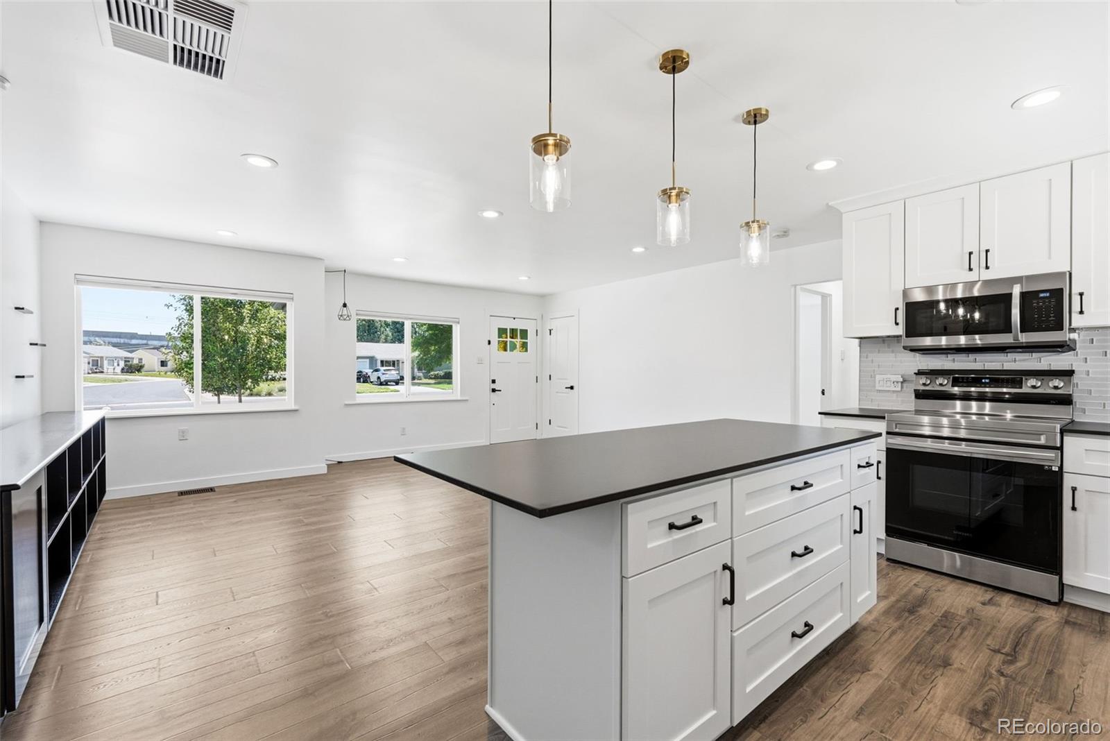 MLS Image #16 for 2815 s glencoe street,denver, Colorado