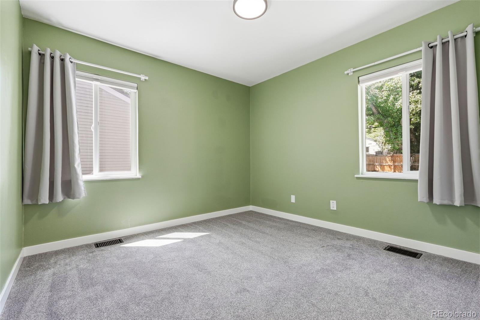 MLS Image #28 for 2815 s glencoe street,denver, Colorado