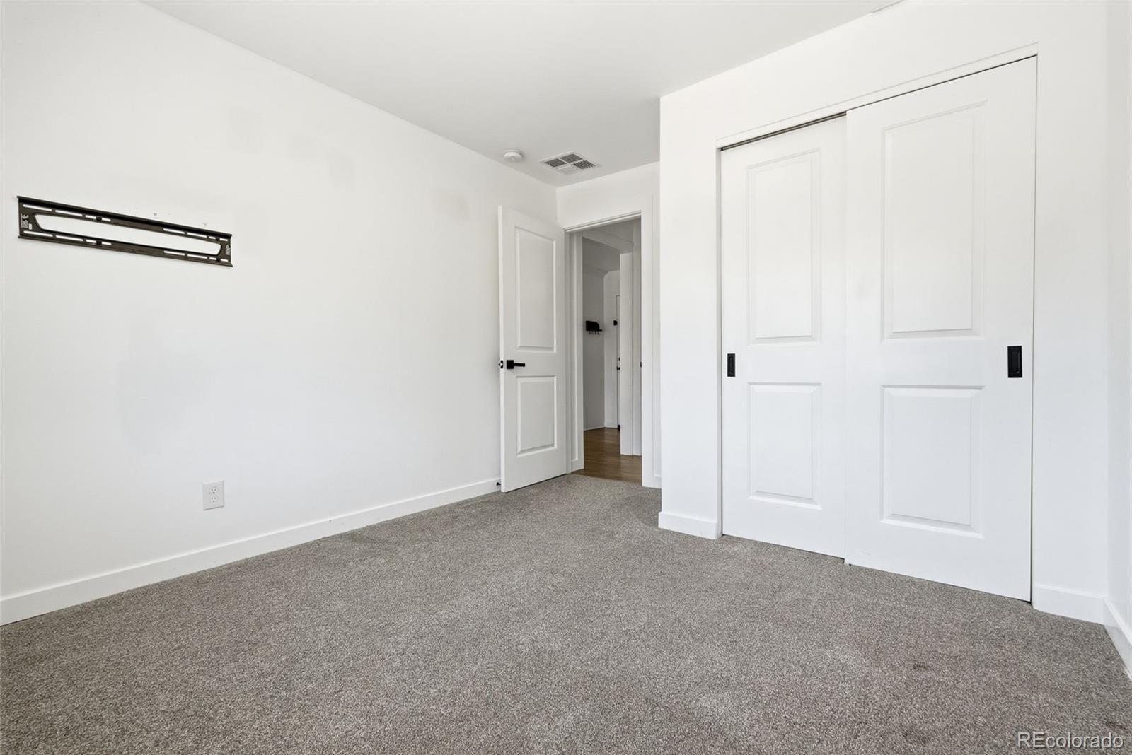 MLS Image #31 for 2815 s glencoe street,denver, Colorado