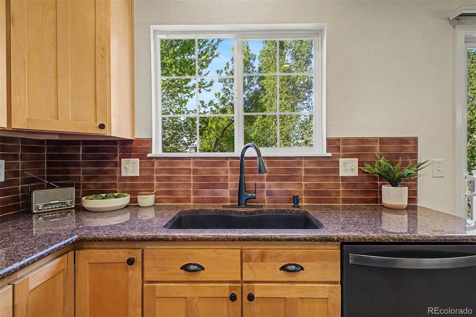 MLS Image #6 for 961  sapphire way,superior, Colorado