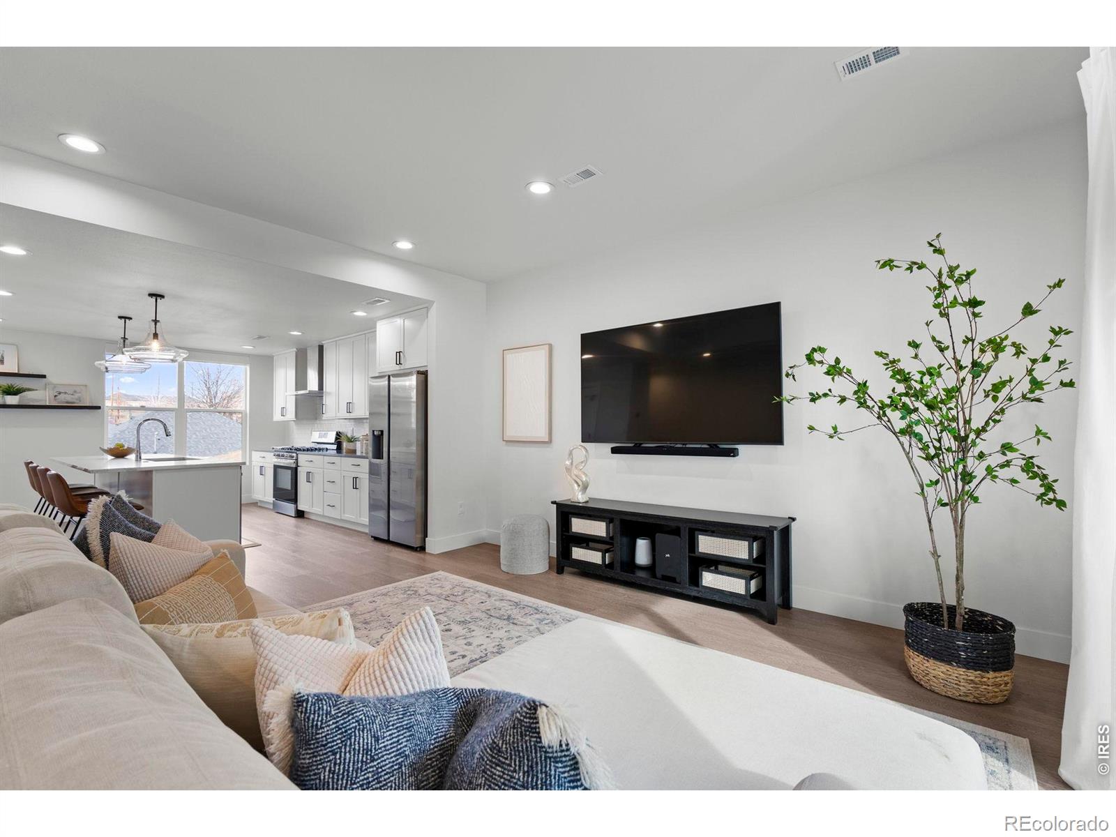 MLS Image #10 for 5419  allison street f,arvada, Colorado