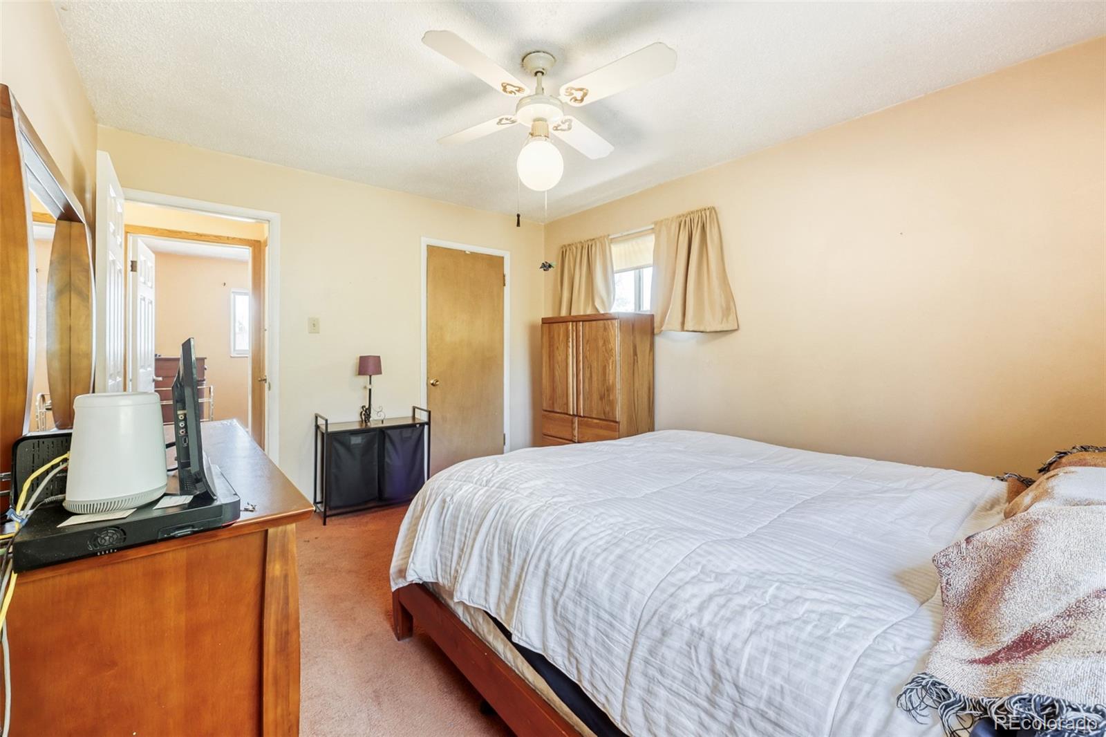 MLS Image #13 for 5164 w columbia place,denver, Colorado