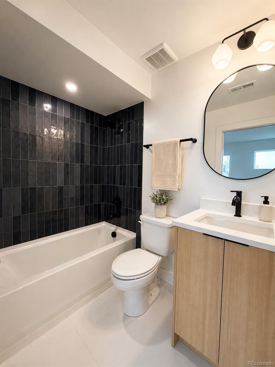 MLS Image #13 for 1259 n stuart street,denver, Colorado
