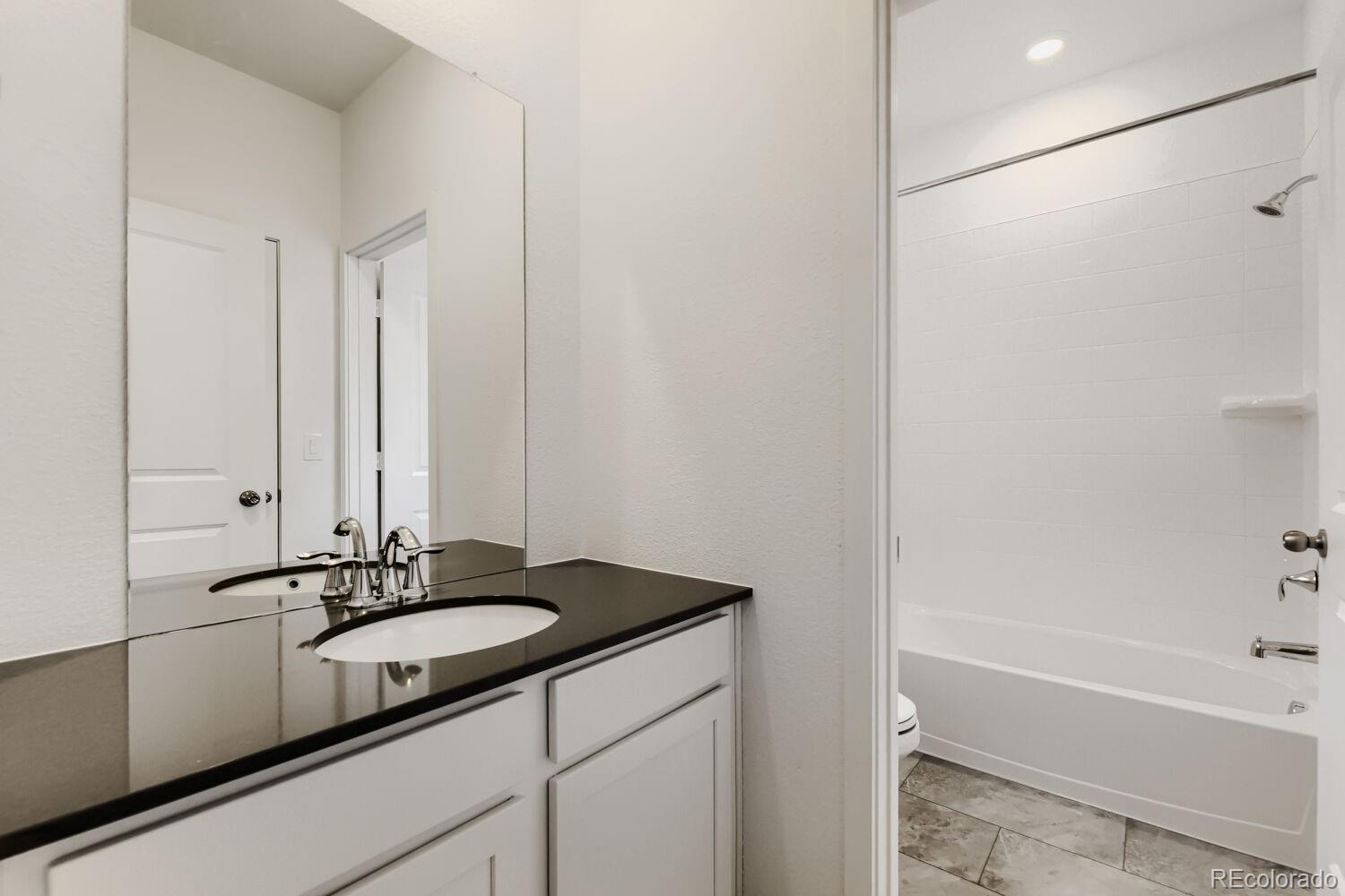 MLS Image #10 for 7613 s mobile way,centennial, Colorado