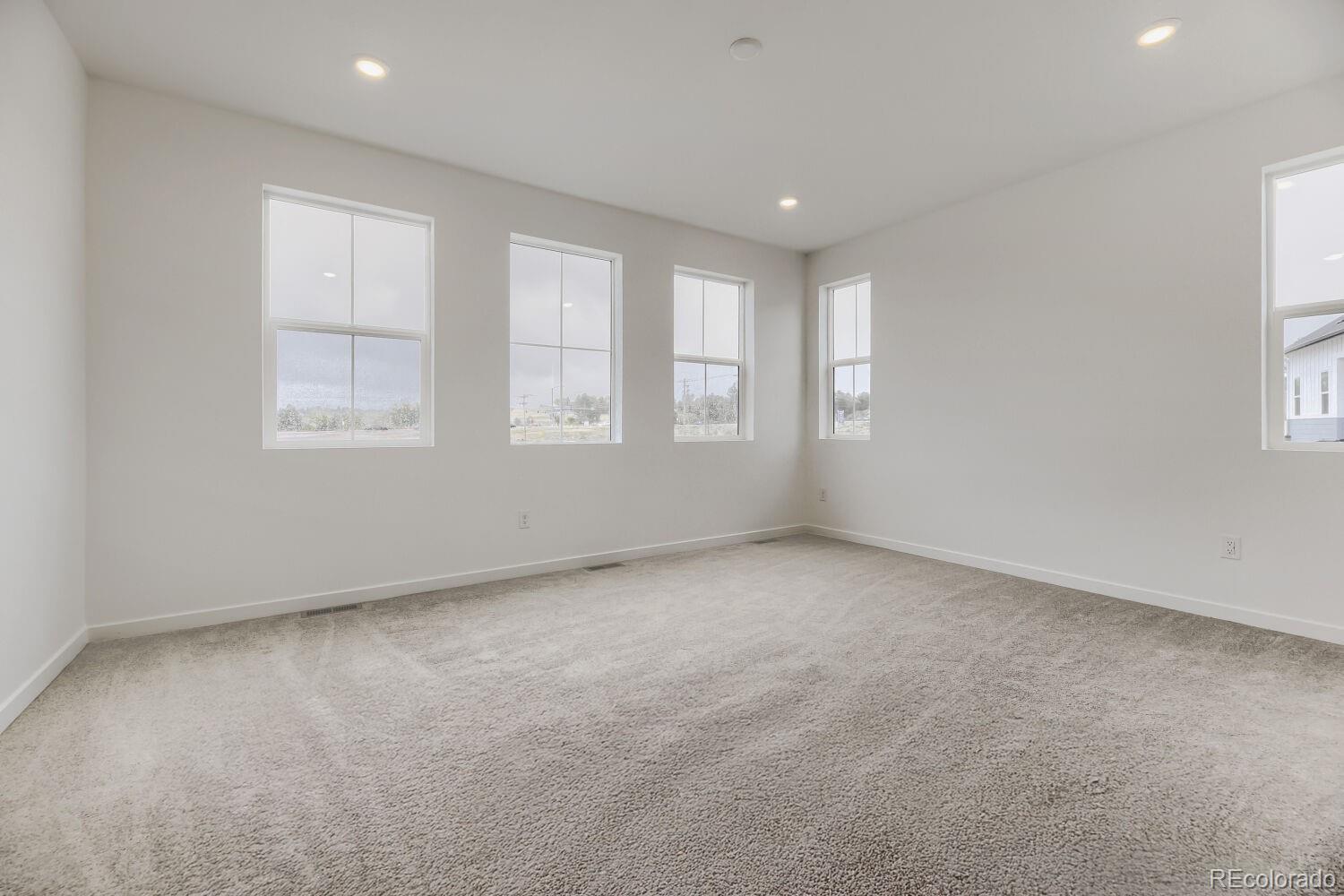MLS Image #6 for 7613 s mobile way,centennial, Colorado