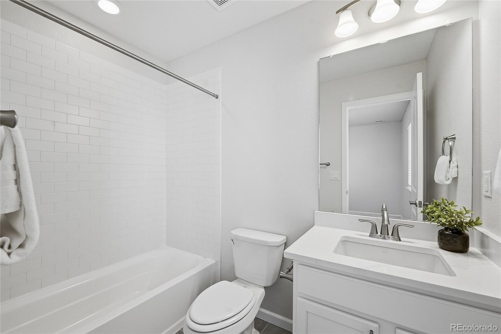 MLS Image #22 for 5783 s fultondale court,aurora, Colorado