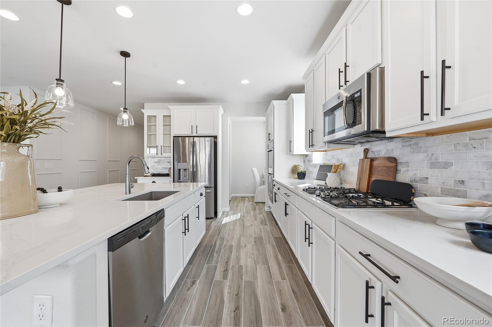 MLS Image #5 for 5783 s fultondale court,aurora, Colorado