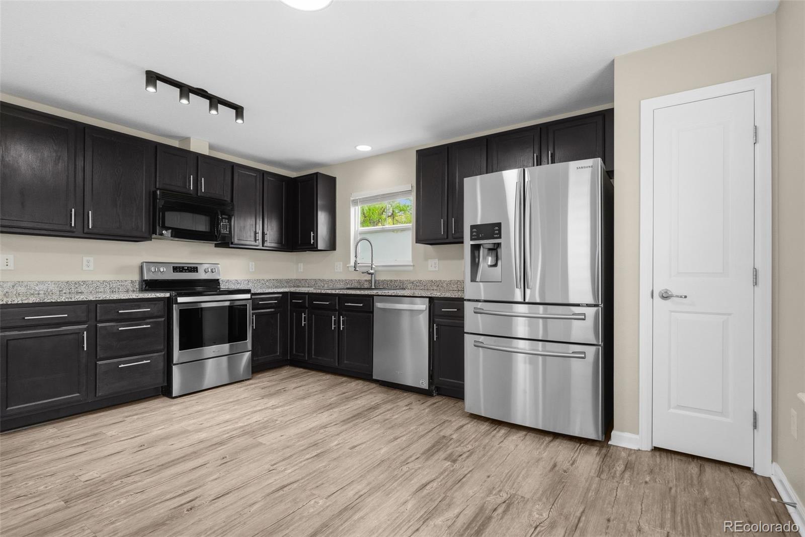 MLS Image #7 for 9685 e 105th avenue,commerce city, Colorado