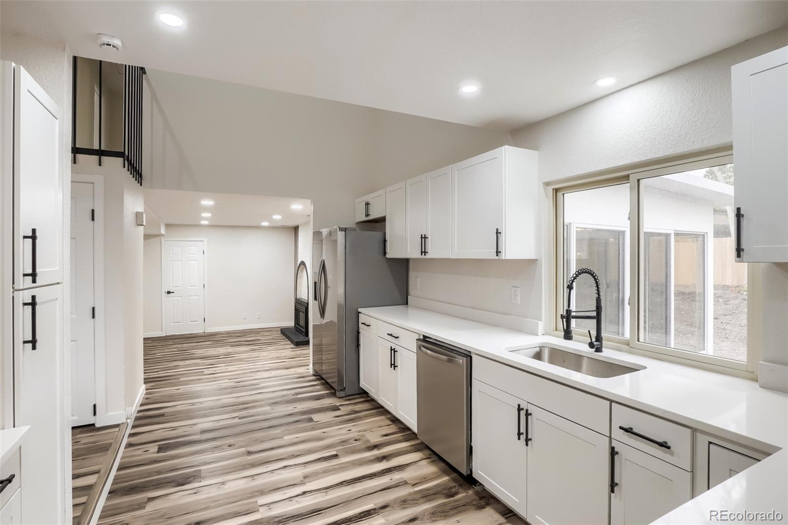 MLS Image #7 for 3752 s mission parkway,aurora, Colorado