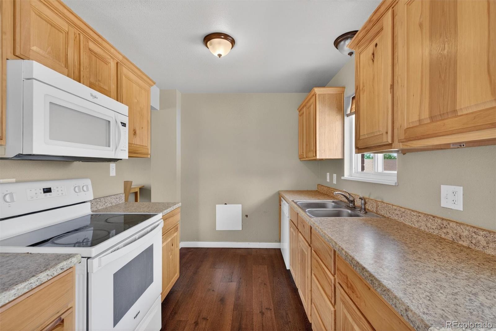 MLS Image #19 for 7855  elder circle,denver, Colorado