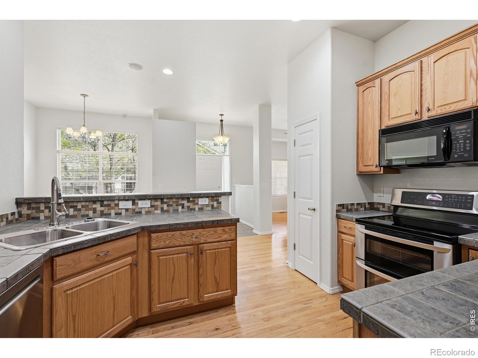 MLS Image #13 for 3910 e 127th avenue,thornton, Colorado