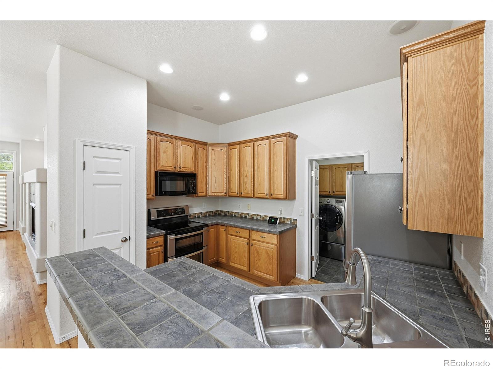 MLS Image #14 for 3910 e 127th avenue,thornton, Colorado