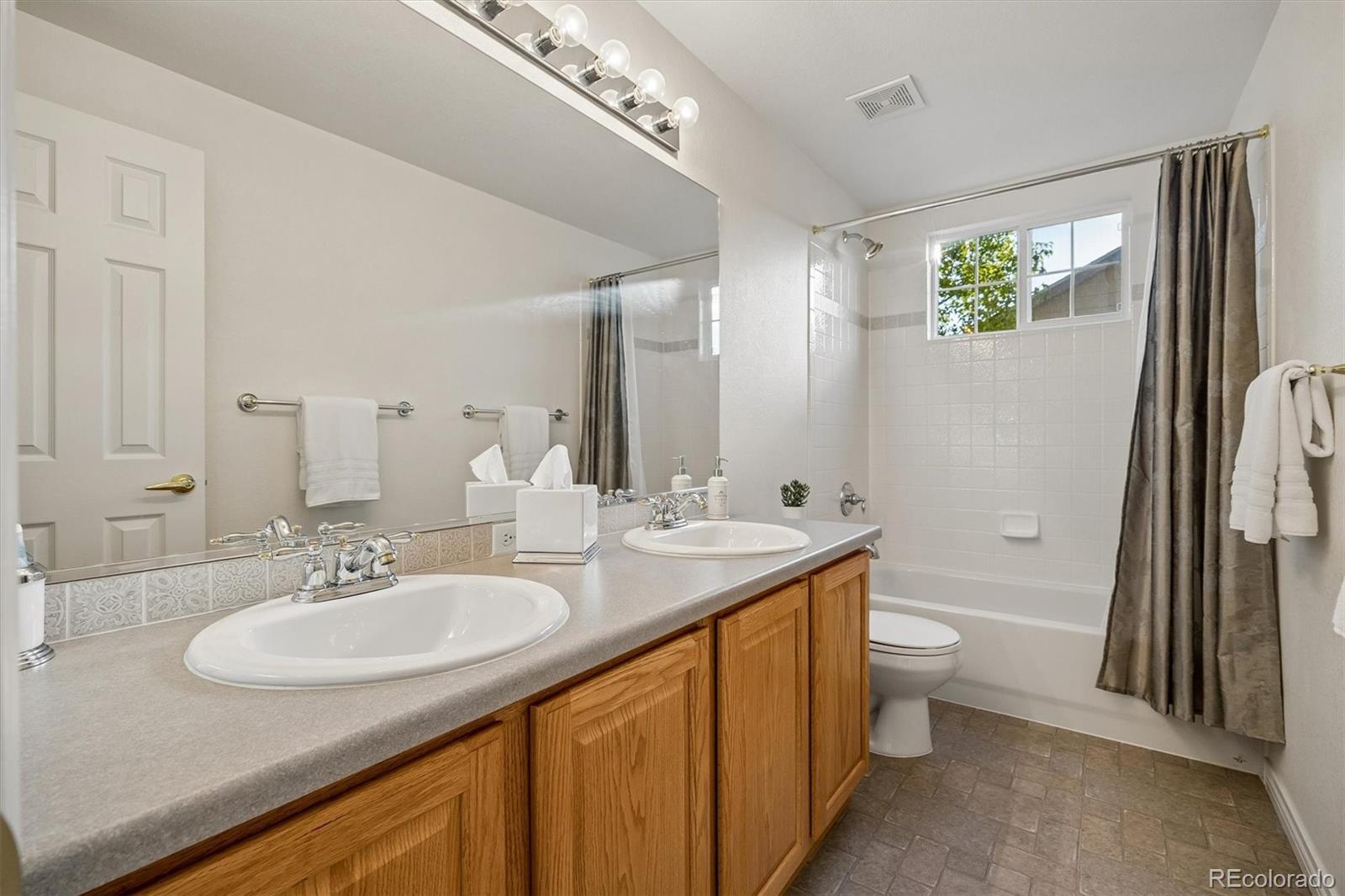 MLS Image #26 for 6578 s rifle way,aurora, Colorado