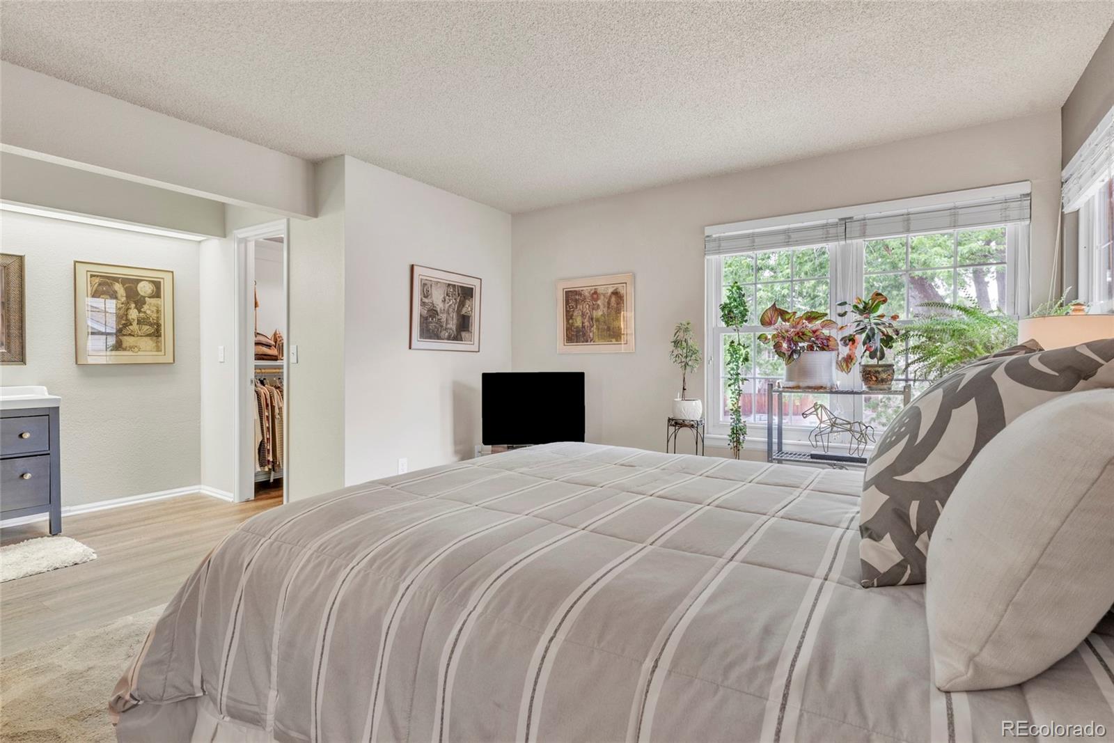 MLS Image #20 for 7584 e gunnison place,denver, Colorado