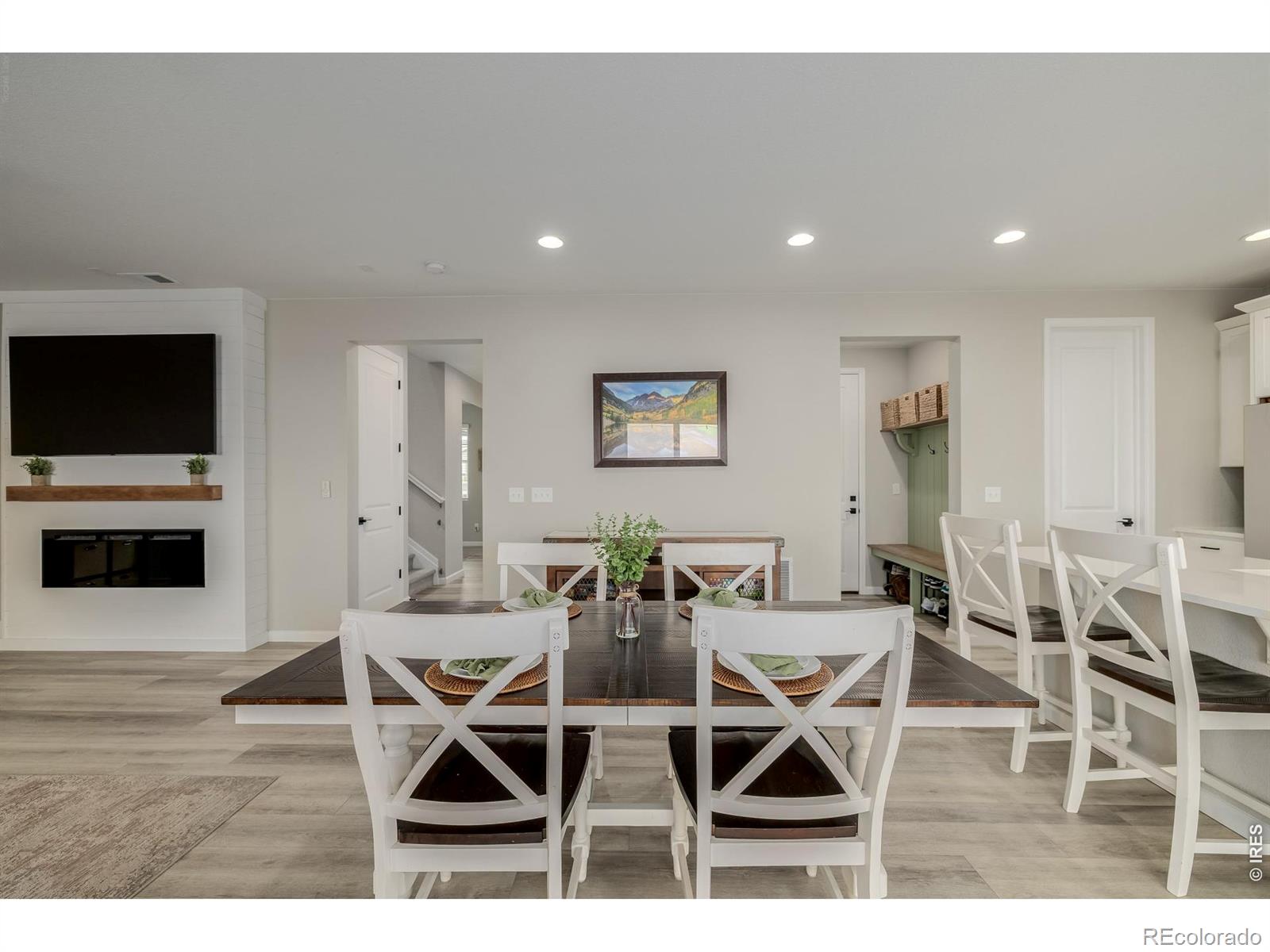 MLS Image #11 for 521  bear peak court,erie, Colorado