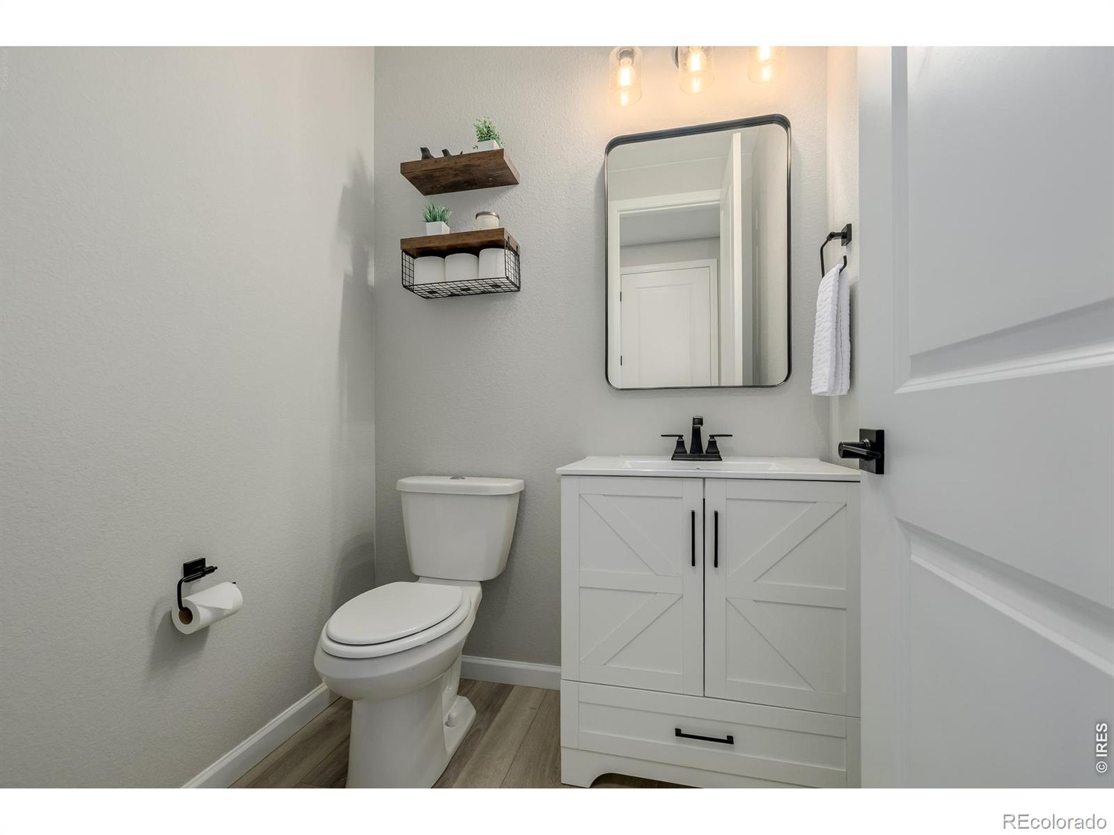MLS Image #18 for 521  bear peak court,erie, Colorado